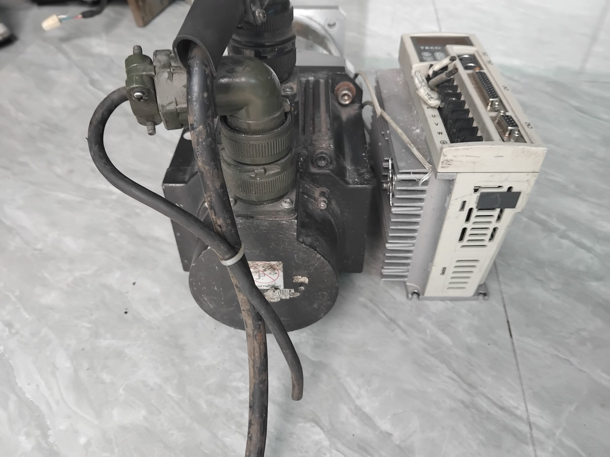 Sửa chữa Động cơ Servo Teco Servo motor Teco JSMA-PMB10ABA Lỗi Liên Quan Encoder tại CATEC