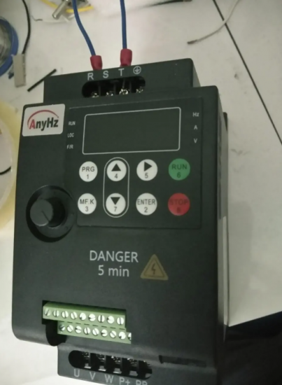 Sửa Nhanh Biến Tần Anyhz FTS 610 Báo Lỗi - Uy Tín, Chuyên Nghiệp Khu Vực Miền Nam