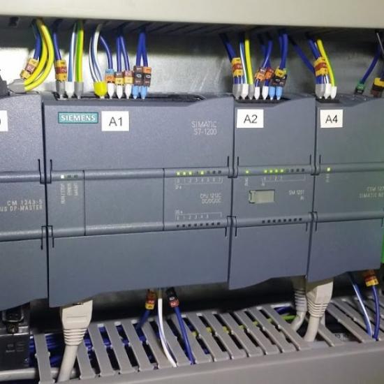 Dịch vụ chuyên Sửa PLC hãng Siemens với link kiện chính hãng & giá cả phải chăng