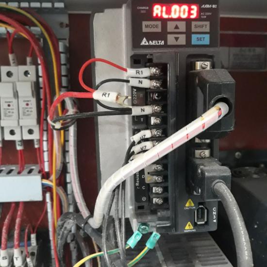 Xử lý Servo Delta lỗi AL001, sửa servo Delta báo lỗi quá dòng
