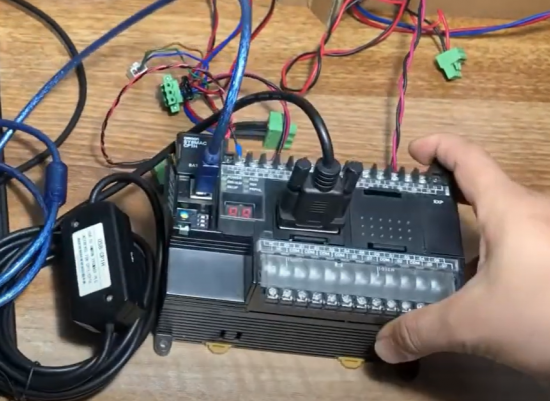 Chuyên Sửa chữa PLC Omron lỗi phần mềm và phần cứng