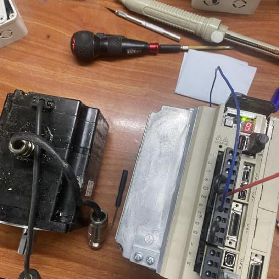 Sửa chữa Motor servo Yaskawa - Chuyên sửa động cơ servo Yaskawa - linh kiện chính hãng luôn có sẵn