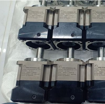 Hộp số giảm tốc cho động cơ servo , giá mềm, độ bền cao