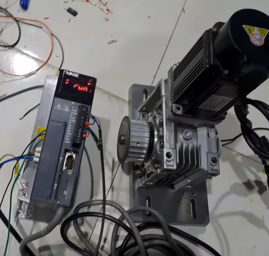 Sửa chữa AC servo Xinje báo lỗi - bảo hành toàn quốc