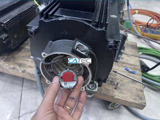 Sửa chữa thay thế Encoder Servo Yaskawa dòng dòng Sigma 5