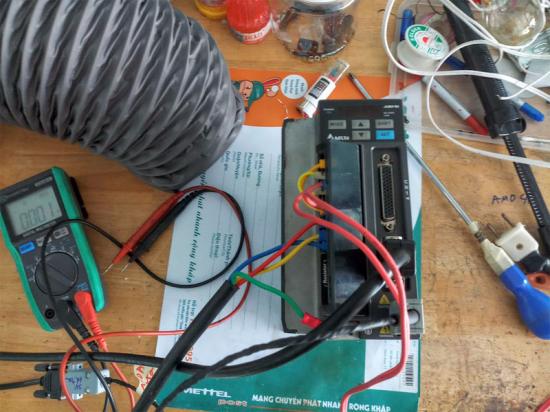 Xử lý khắc phục Động cơ servo Delta ECMA-E21315RS dòng B2 bị hỏng - dịch vụ sửa servo Delta Uy tín toàn quốc