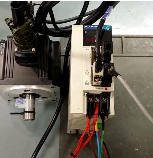 Sửa motor servo Yaskawa, chuyên nhận sửa động cơ servo Yaskawa báo lỗi