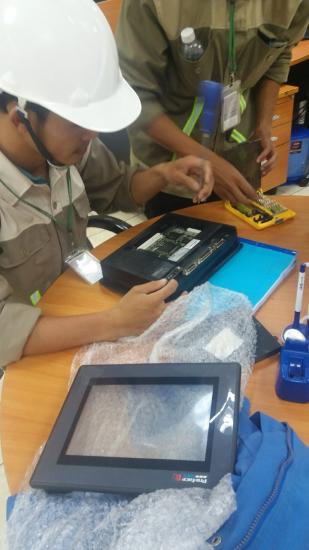 Chuyên cung cấp và Thay cảm ứng cho màn hình công nghiệp do cảm ứng, cảm ứng bị kém nhạy, bị lệch cảm ứng